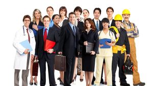 Se fac angajări în România! Job-ul plătit cu 1.500 euro lunar pentru care nu îţi trebuie nici BAC-ul