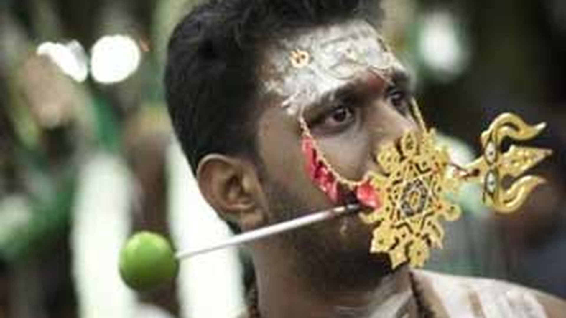 Ritualuri dureroase in Singapore, cu ocazia sarbatorii hinduse Thaipusam