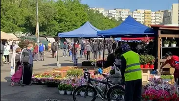 Relaxare totală la Piața Obor. Oamenii au ieșit din casă de 1 mai la...cumpărături. VIDEO