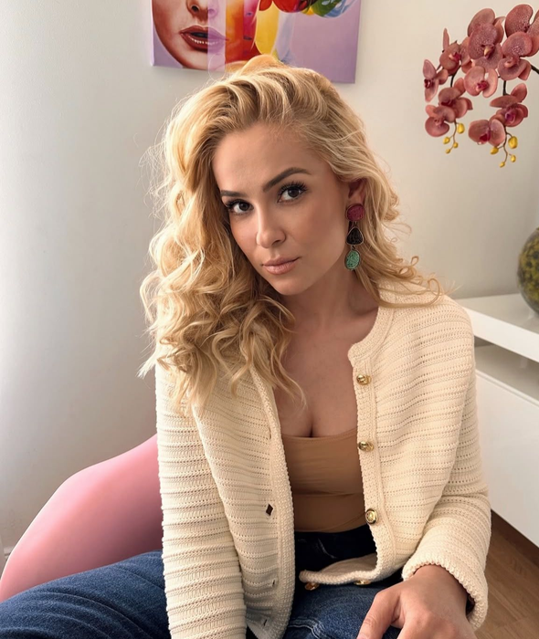Elena Vîșcu, fosta soția a lui CRBL/ sursă foto: Instagram