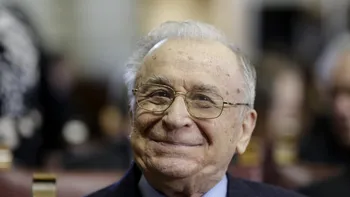 Stadionul s-a dezlănțuit la momentul de reculegere pentru Ion Iliescu! Fanii au huiduit la greu și au…