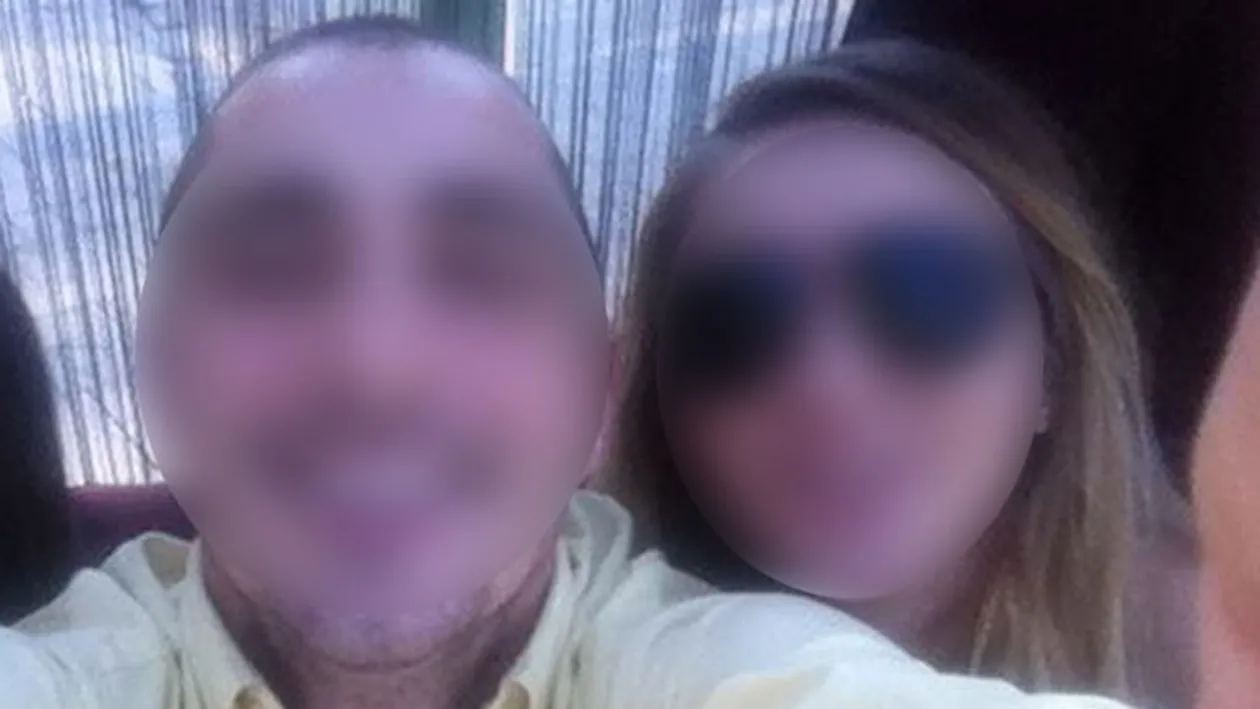 Dragoste pe platourile de filmare! O fosta concurenta de la Vocea Romaniei se iubeste cu colegul de emisiune