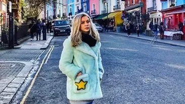 Pare o ţinută banală, dar stai să vezi ce are în picioare! Fiica lui MM Stoica a atras privirile tuturor cu încălţările ei