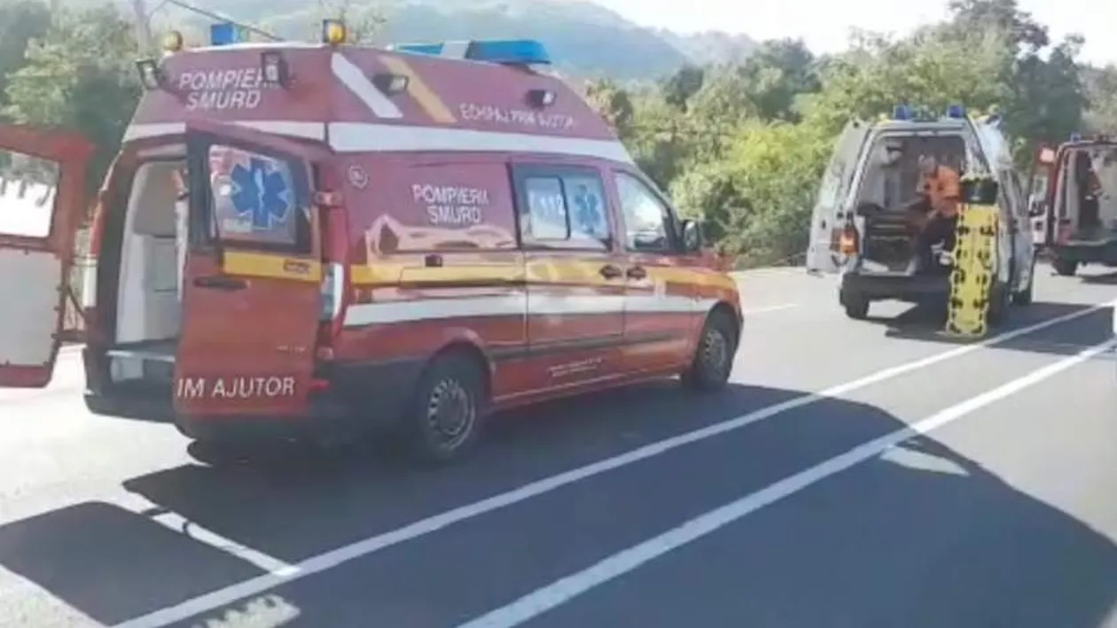 Imagini de groază de la accidentul unde și-au pierdut viața doi oameni, iar șase au fost răniți