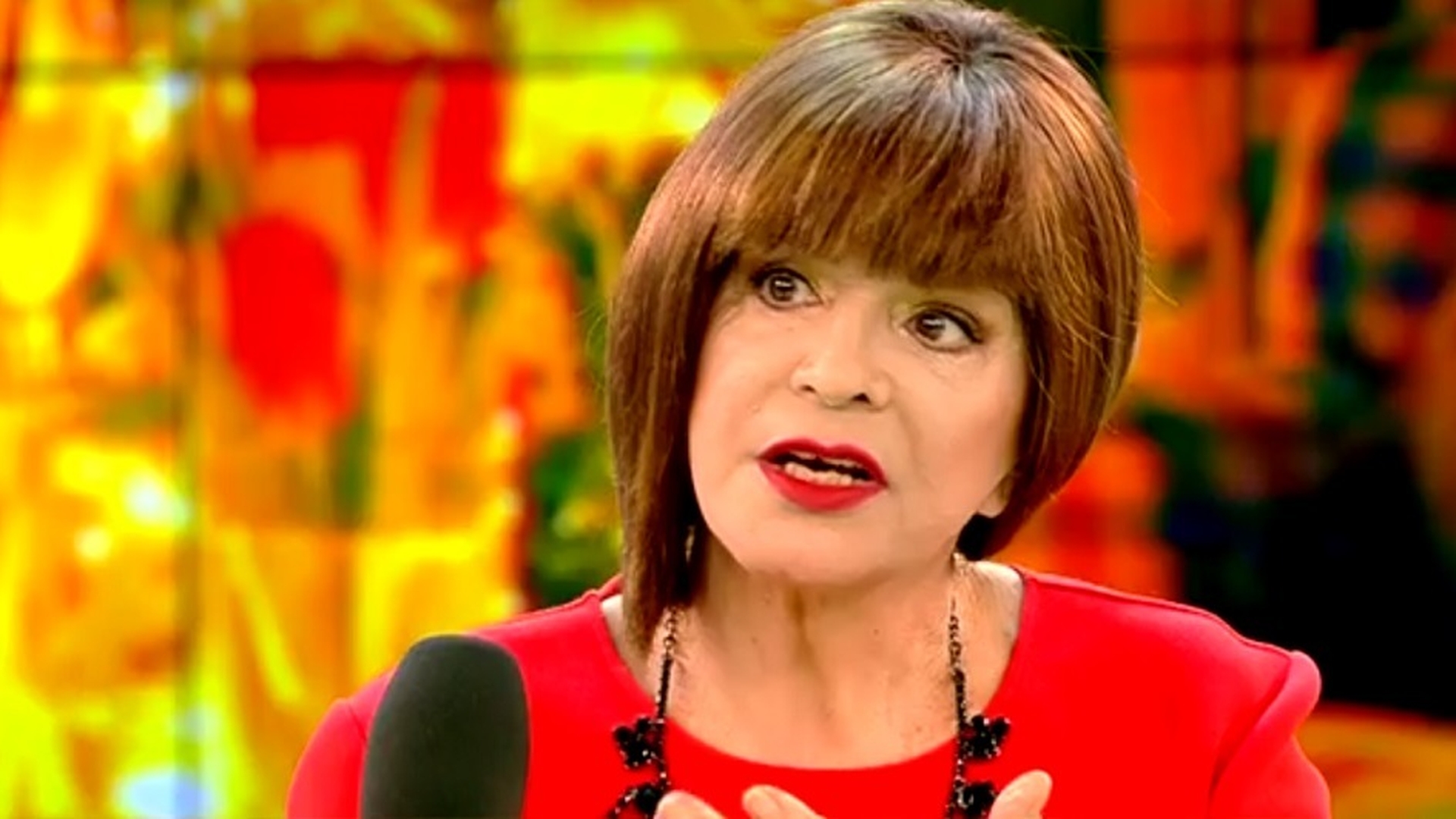 Ce a declarat Ionela Prodan după ce s-a spus că şi-a tăiat stomacul ca să slăbească: "Anamaria din «grasă» nu mă scotea"