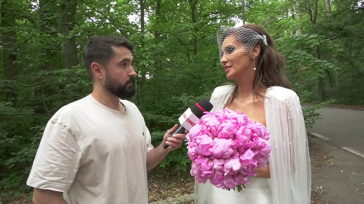 Soția prezentatorului Survivor, emoție fără precedent în ziua nunții și… CANCAN.RO a „furat” mireasa: ”Am plâns, tremuram…”