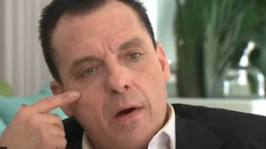 Cunoscut actor, în stare gravă după ce a suferit un anevrism cerebral! Anunţul apropiaţilor