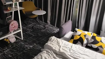 O turistă din Alba Iulia a rezervat o cazare într-un hotel din București, cu 1.200 de lei pentru 3 nopți. Cum arăta camera