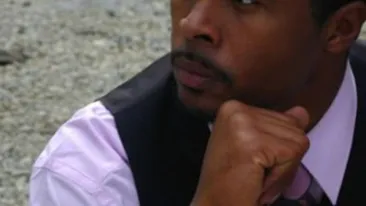 Nu l-au lăsat să se îmbarce, apoi au anulat zborul! Francezii i-au făcut zile fripte lui Cabral!