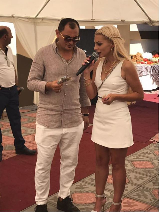 NICOLETA GUŢĂ, gest impresionant pentru DENISA! A făcut asta în faţa a zeci de oameni:”Mă gândesc…“