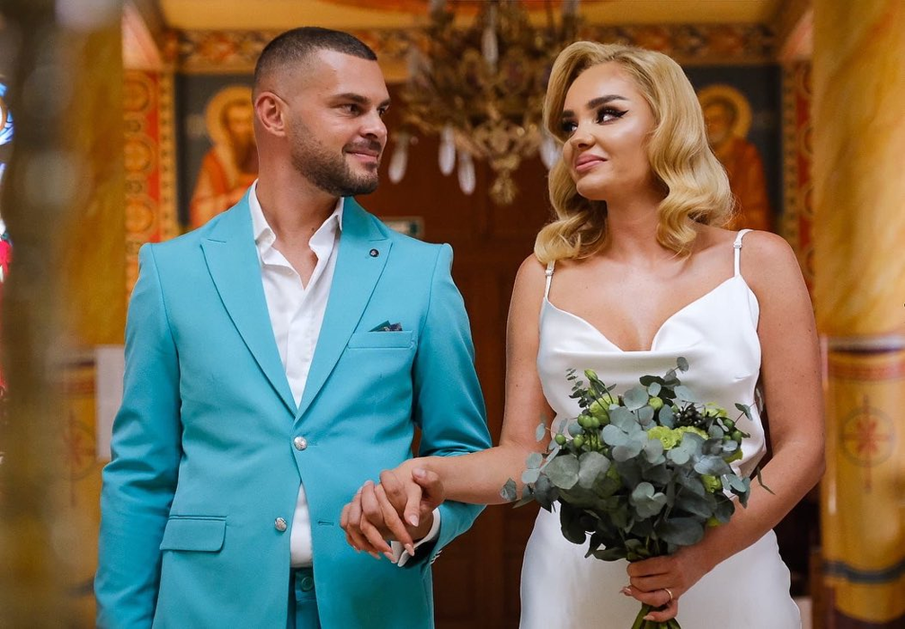 Primele imagini de la petrecerea de nuntă a Mariei Constantin cu Robert Stoica! Cum arată rochia de mireasă a artistei
