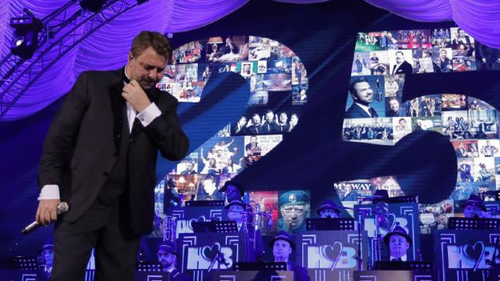 Horia Brenciu este unul dintre cei mai apreciați artiști, însă puțini cunosc drama prin care a trecut! Moartea lui i-a produs cea mai mare suferință: “Mama a dispărut când aveam 11 ani, iar tata...“