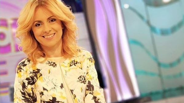 Mesajul Simonei Gherghe de la petrecere: ”Cu gândul la o baie…” Fanii au fost prompți