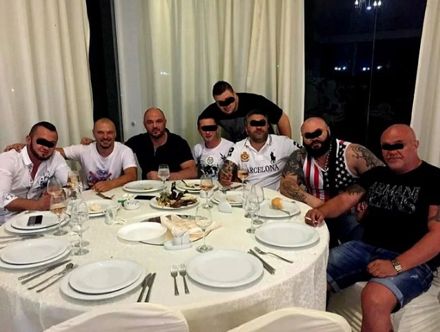 Răzvan Lucan, alături de Puya și alți amici