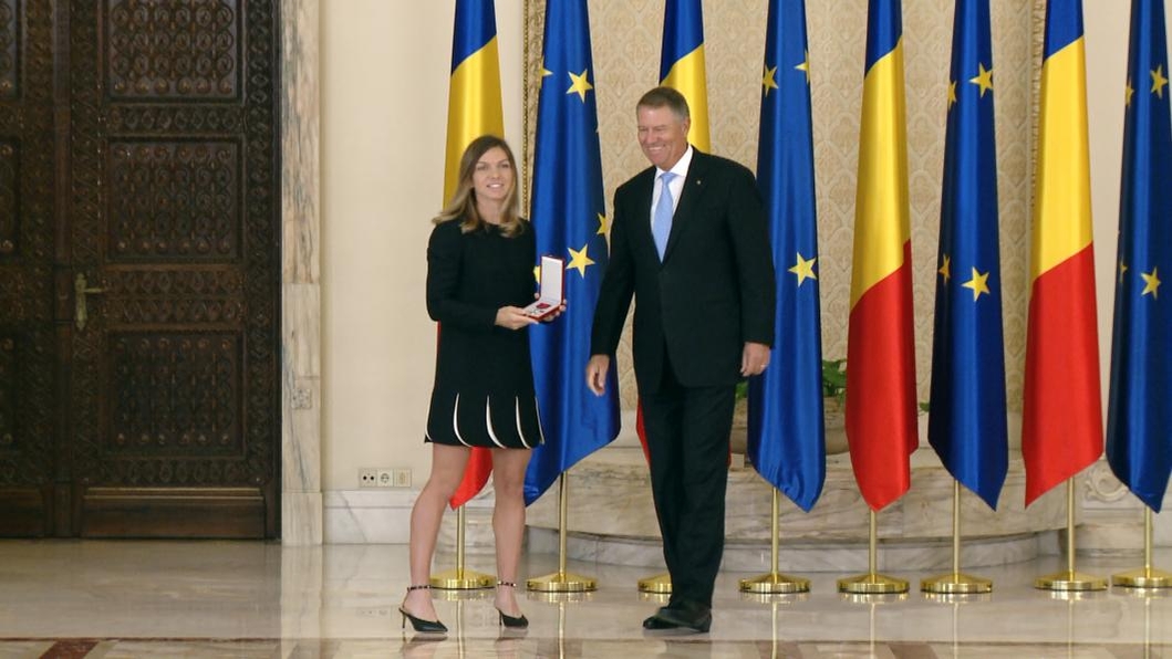 Simona Halep și-a "oficializat" relația cu Toni Iuruc în fața președintelui Klaus Iohannis! Primele imagini publice cu fericitul cuplu, la Palatul Cotroceni