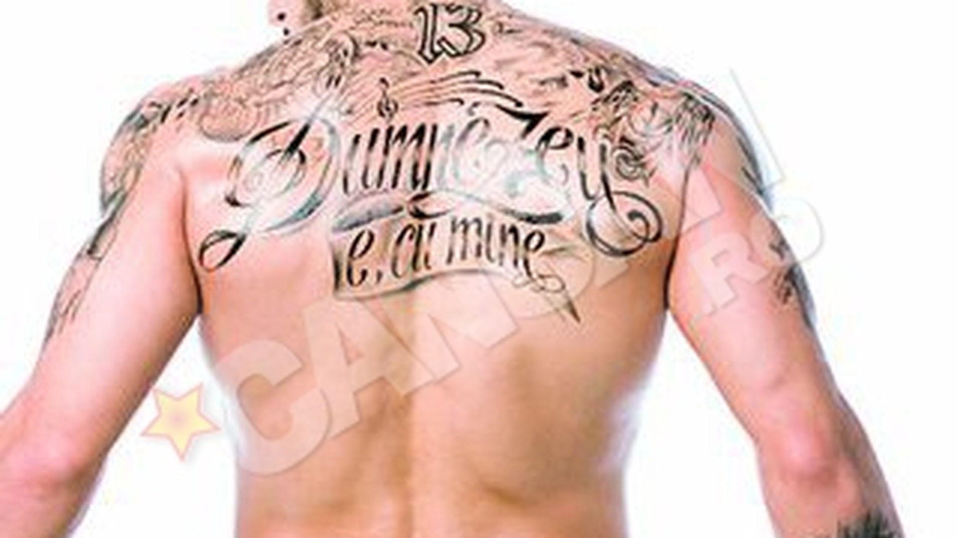 Alex Velea si-a tatuat portretul lui Smiley pe antebrat