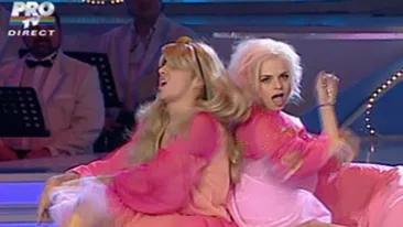 VIDEO Hotii mascati au lovit-o cu pumnul in fata pe Jojo, dupa ce partenerul a pipait-o in vazul tuturor!