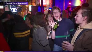 Ce a făcut un olandez azi-noapte, de revelion, în centrul vechi din București. Turistul a venit special în România