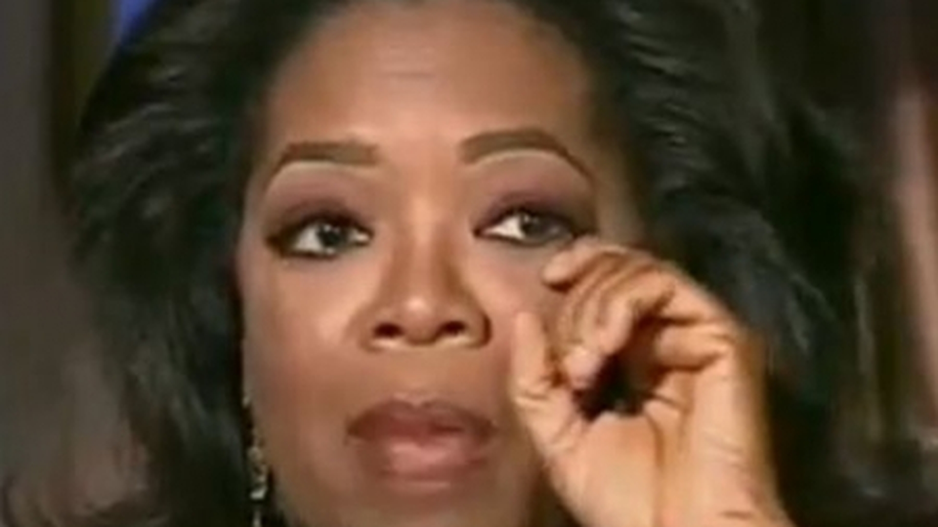 VIDEO Oprah, cu ochii in lacrimi: "Nu sunt lesbiana"