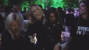 E prima lor întâlnire publică după despărţirea cu scandal. Săgeata a dat nas în nas cu Bunesa la un party! Cum au reacţionat…