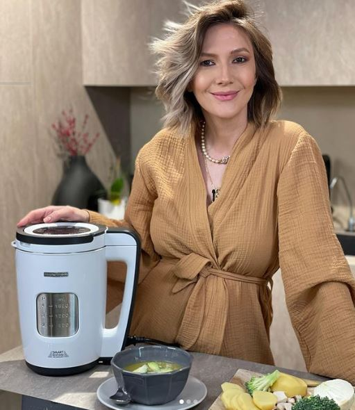 Cum se pregătește Adela Popescu pentru al treilea copilaș: ”Salutări!”