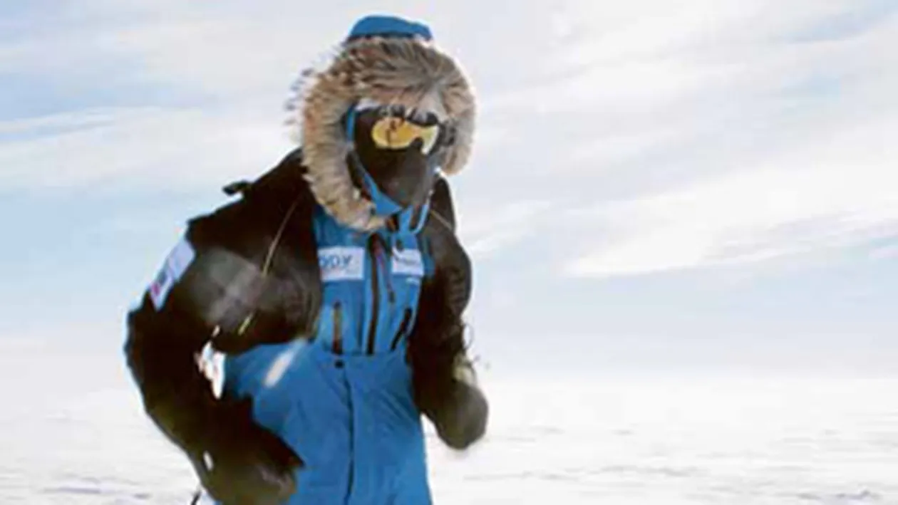 Maratonistul Pat Farmer a alergat 21.000 de kilometri intre Polul Nord si Polul Sud!