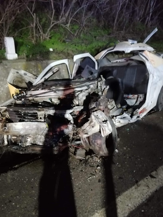 Carnagiu în Olt. 4 persoane și-au pierdut viața în urma impactului violent