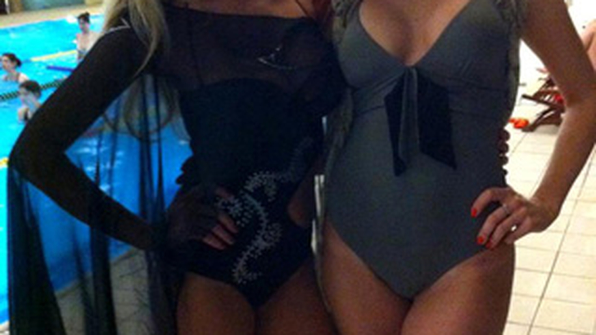 Uite cum s-a imbracat Roxana Ionescu la sala de fitness pentru a-si pune in valoare silueta super-sexy!