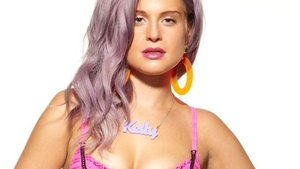 Kelly Osbourne s-a logodit în secret! Vezi aici cine a pus mâna pe fata lui Ozzy!