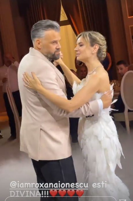 Roxana Ionescu și Tinu Vidaicu, petrecere de nuntă așa cum au visat: “Casă de piatră, superbilor”. Cea de-a doua rochie de mireasă a vedetei este spectaculoasă | FOTO & VIDEO