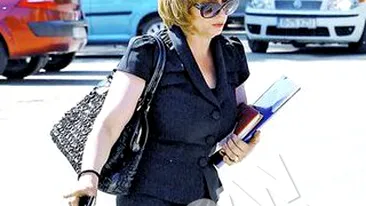 Scandal la divortul Danielei Andreescu! Fosta sefa a SGG se fereste de sotul violent