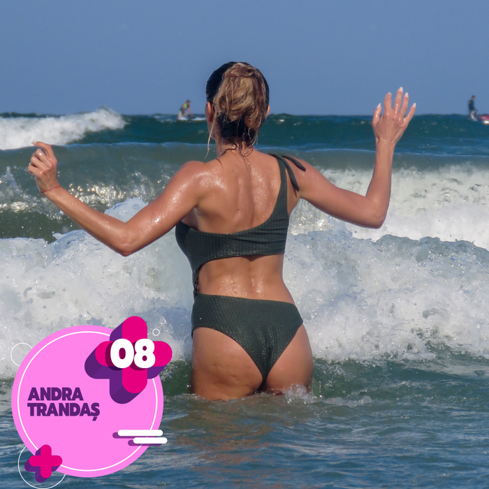 TOP 30 de vedete care au încins atmosfera pe litoral cu cele mai sexy scheme de înot. Mădălina Ghenea, Ramona Olaru sau Delia se scufundă mai bine decât scafandrii