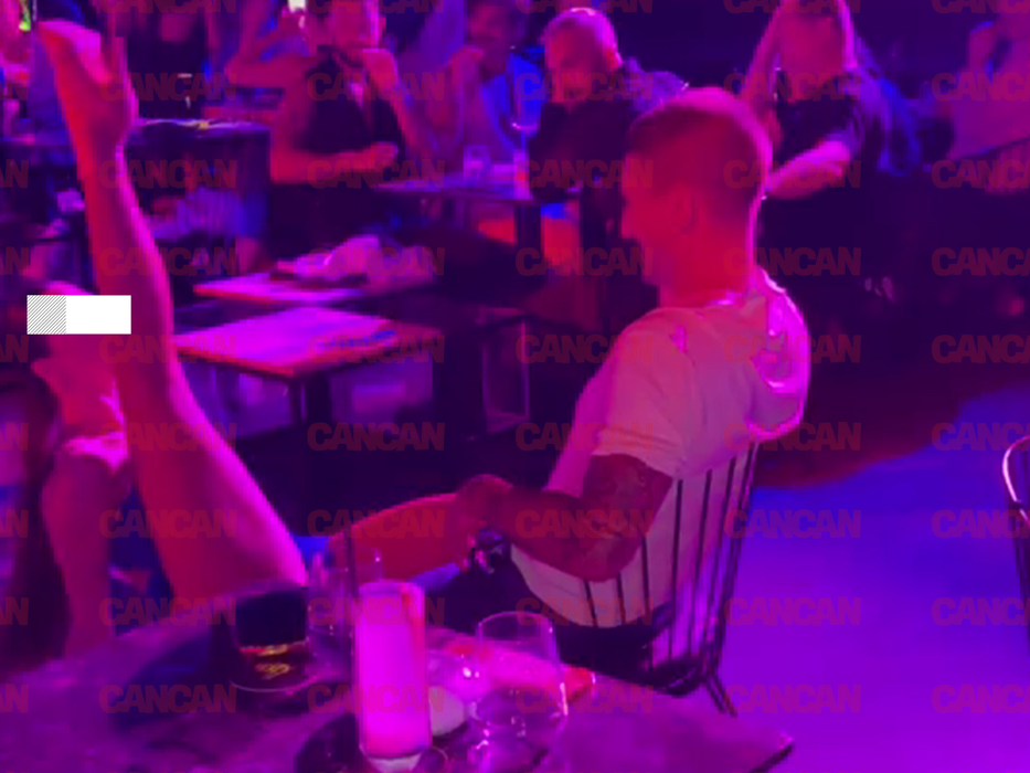 Friends Capture the Steamy Moment