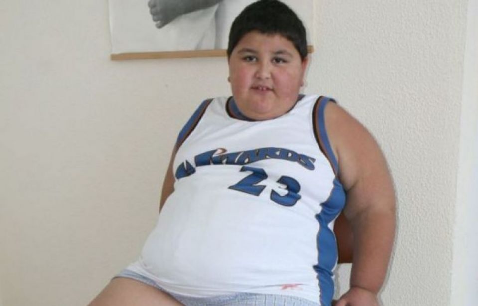 Gabriel avea 7 ani și cântărea 100 kg! Cum arată acum, la 18 ani
