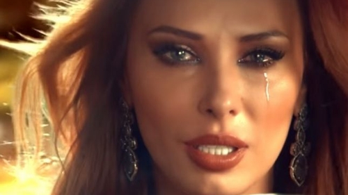 Tocmai acum s-a aflat. Ce a făcut Salman Khan de față cu Iulia Vântur în noaptea de Revelion. Detalii incredibile!