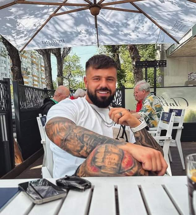 S-au căsătorit în mare secret, dar acum îl cunoaște întreaga lume. Cine este bărbatul din viața Iasminei Halas?