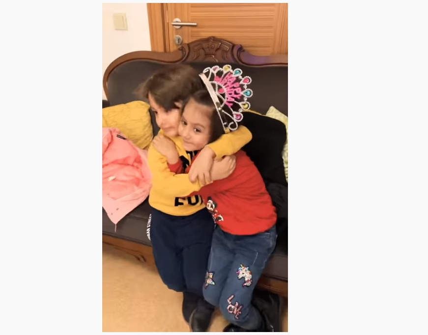 Andreea Mantea, interviu savuros cu David și iubita lui! Ce răspuns i-a dat fiul vedetei Kanal D când l-a întrebat de ce o iubește pe Ana