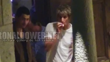 Realul e in picaj pentru ca portughezii petrec in nestire! Coentrao fumeaza ca un sarpe si nu il lasa pe Ronaldo sa se odihneasca