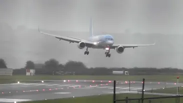 Clipe de coșmar pe aeroportul din Bristol! Manevra salvatoare făcută de o femeie pilot în vârstă de 35 de ani