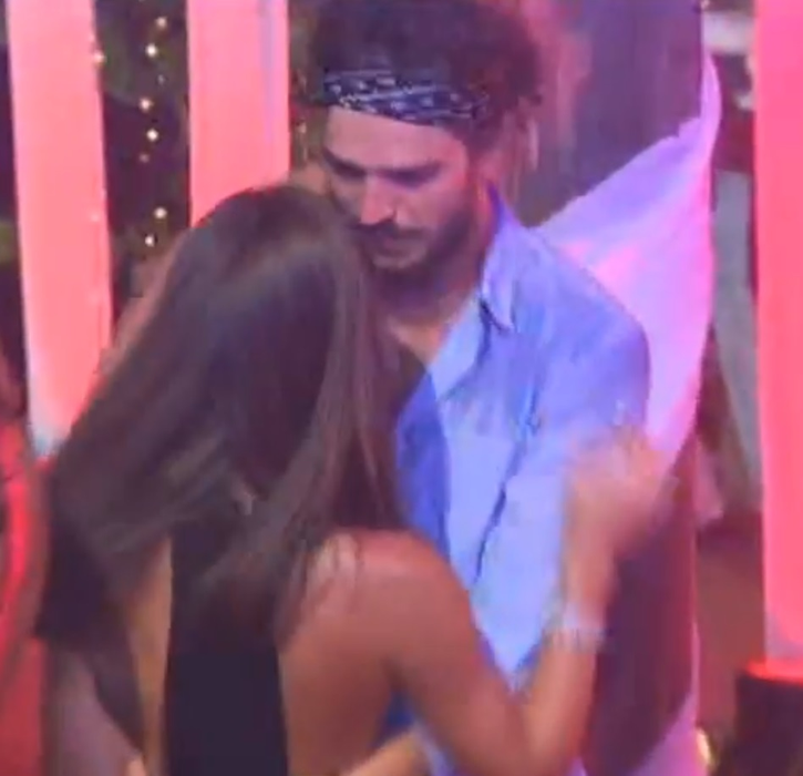 Exatlon 8 aprilie 2018. Nu au mai ținut cont că sunt filmați! S-au atins pasional, au dansat lasciv și au flirtat! Cine sunt protagoniștii imaginilor fierbinți