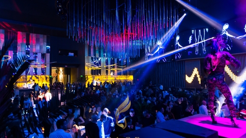 FACE CLUB BUCHAREST e locul mega-party-urilor rafinate. Am descoperit unde se distrează sâmbătă noaptea milionarii din Bucureşti