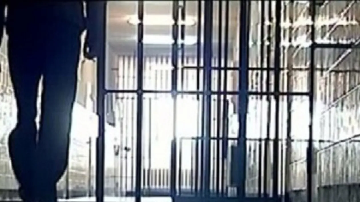 Condamnat pentru viol, un deținut s-a spânzurat în penitenciarul din Târgu Jiu