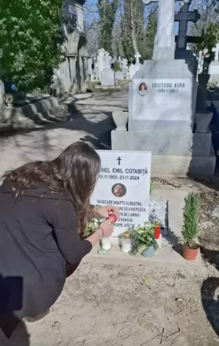 Cum arată mormântul lui Gabriel Cotabiță, la un an și jumătate de când a fost incinerat