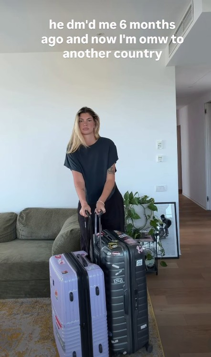A lăsat totul baltă pentru iubitul fotbalist! Laura Giurcanu s-a mutat cu Marian Huja, în Maroc