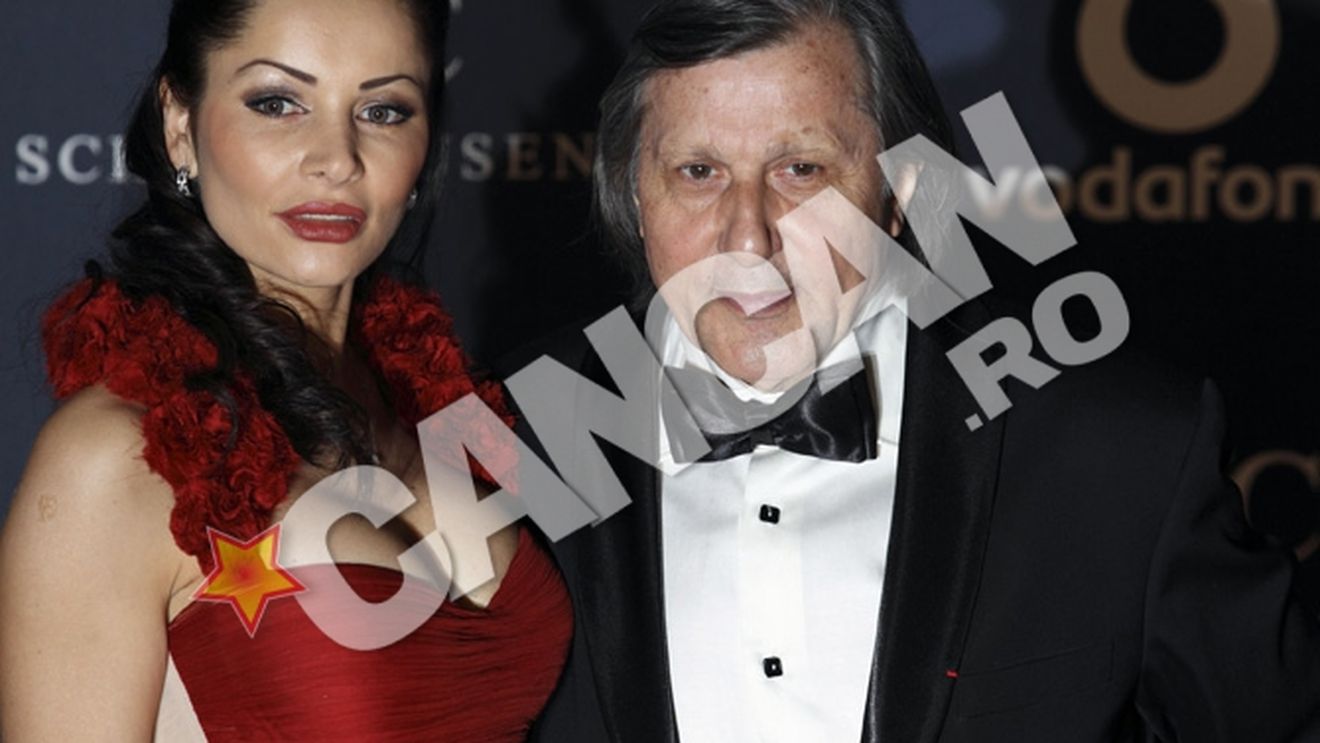 Vezi cum arata bustul generos cu care Brigitte Sfat l-a cucerit pe prim-ministrul Marii Britanii la Oscarurile Sportului!