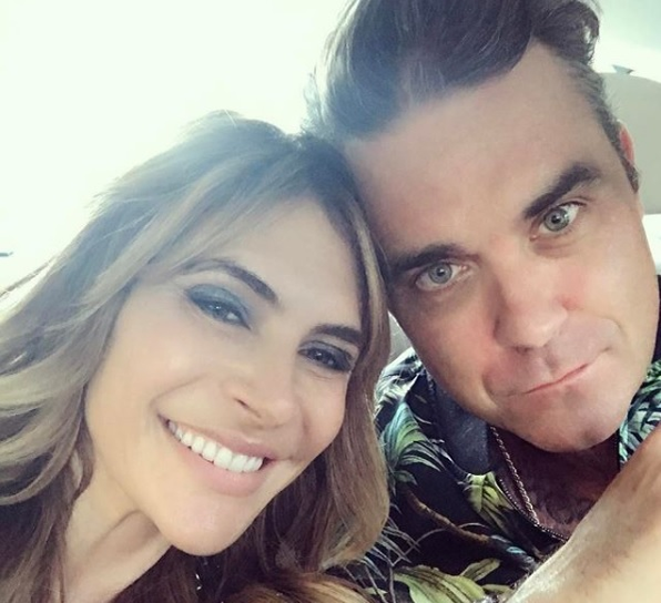 Soția lui Robbie Williams i-a făcut cadou artistului o plantație întreagă de marijuana