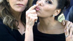 Surprinsa intr-o ipostaza jenanta pe platourile de filmare! Ce iti scotea din nas, Eva Longoria?