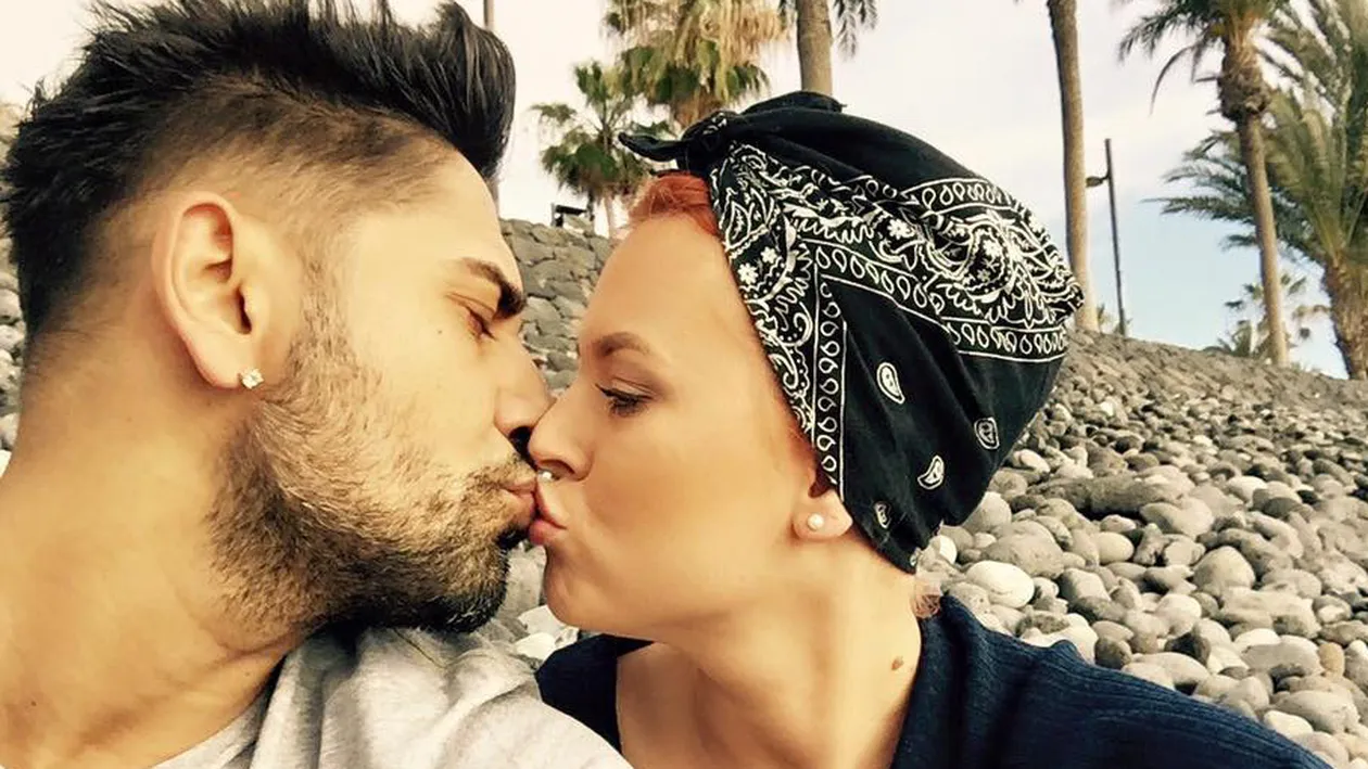 Când au văzut cum arată acum MISHA, oamenii s-au întrebat dacă nu cumva CONNECT-R are amantă! Cum au apărut în public