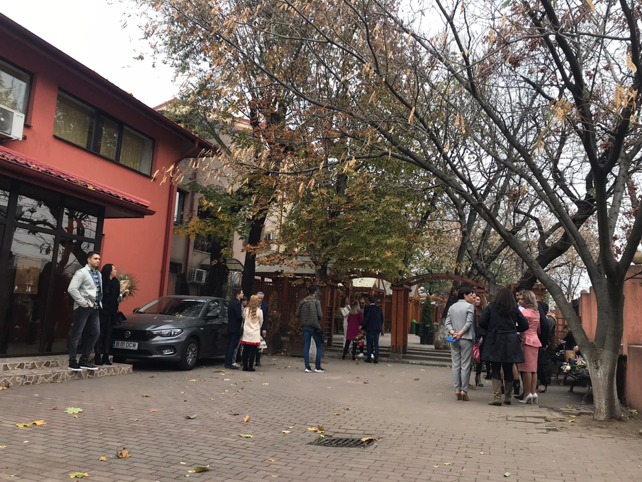 Ștefan Stan renunță azi la burlăcie. Avem primele imagini de la cununia secretă!