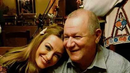 Propunerea anului vine de la Țânțăreanu: ”Ai o vilă gratis dacă...” Este vorba de înșelat în căsnicie